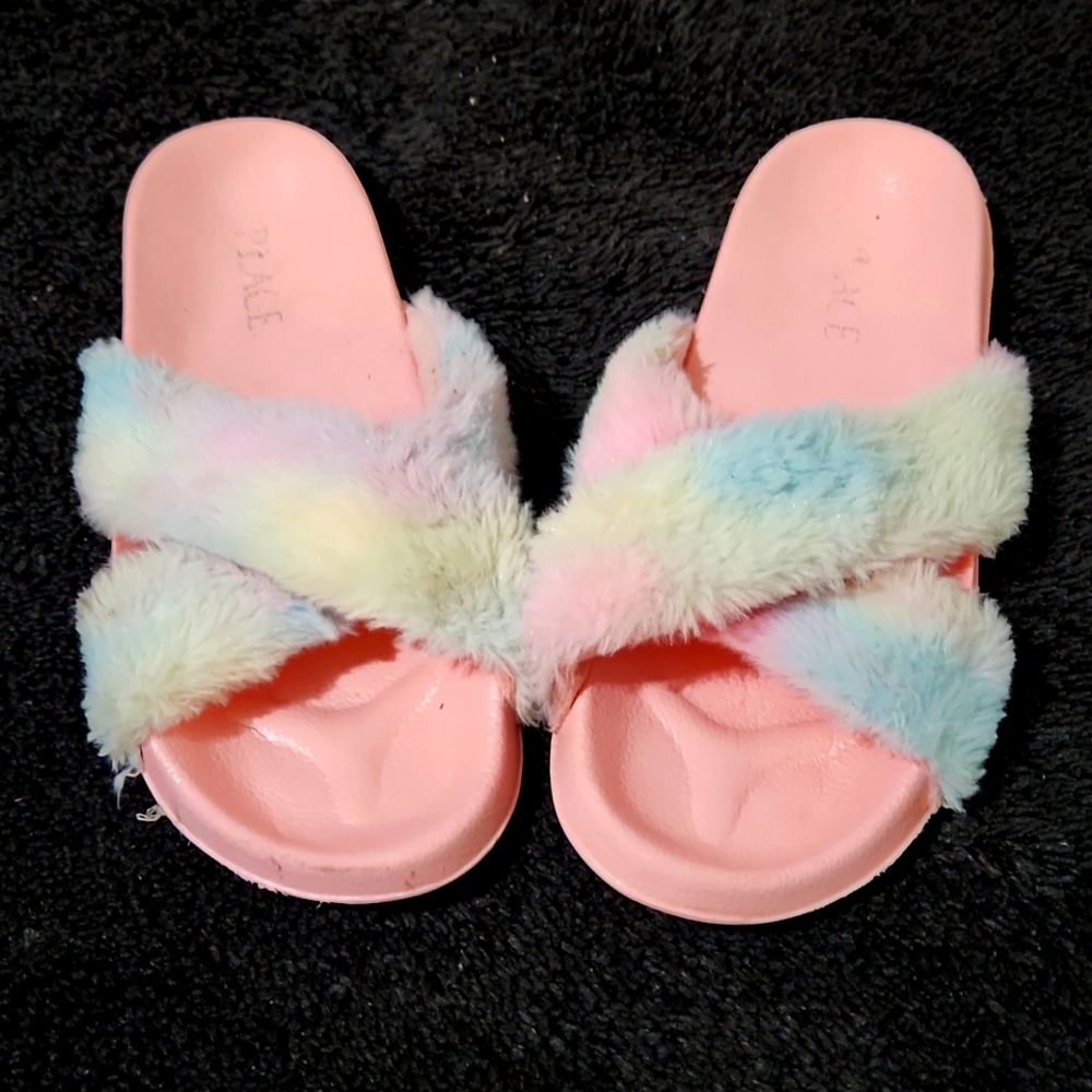 Children's Place slip on shoes size 4 youth